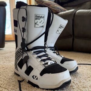 Men’s Thirty-Two Snowboarding Boots Size 10.5